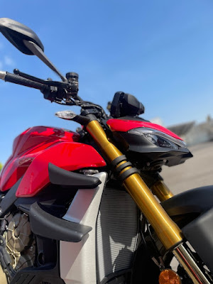 Test ride Ducati Streetfighter V4S