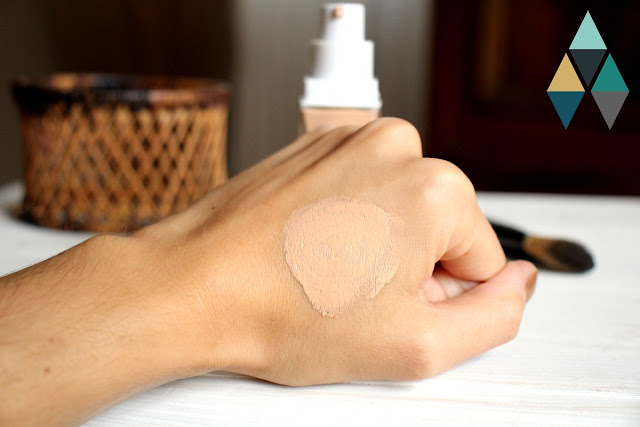 test et swatches fond de teint superstay 24h