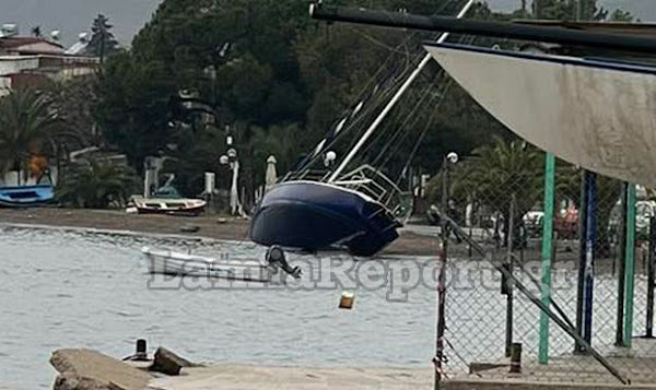 Ράχες: Σκάφος βγήκε στη στεριά