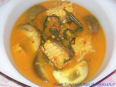 Riezanie's Recipe Collections: ASAM TEMPOYAK IKAN PARI