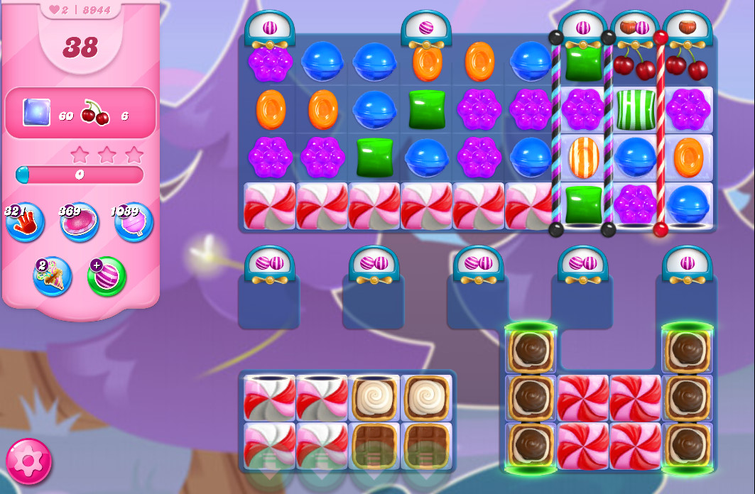 Candy Crush Saga level 8944