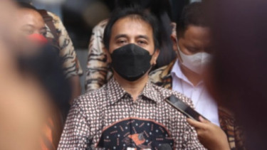 Roy Suryo Ngakak Bahas Jokowi yang Bertemu dengan Elon Musk, Ejek Habis-habisan Jokowi di Twitter Roy Suryo Ngakak Bahas Jokowi yang Bertemu dengan Elon Musk, Ejek Habis-habisan Jokowi di Twitter