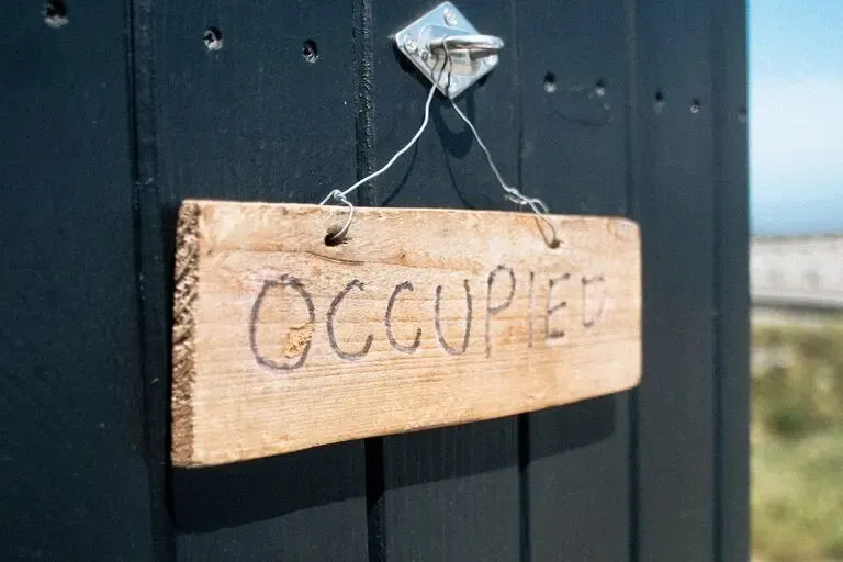occupy, スペルが似ている英単語