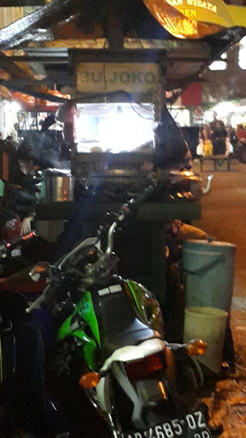 kuliner-malioboro-malam