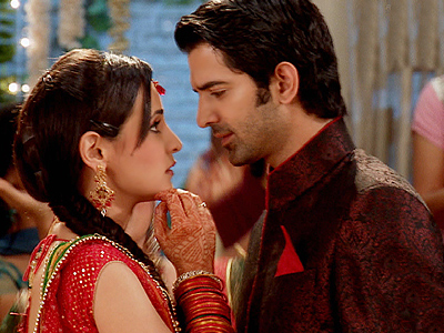 Arnav & Khushi Couple HD Wallpapers Free Download