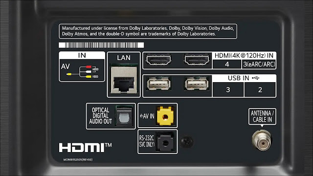 أمثلة لأنواع مختلفة من ملصقات منافذ HDMI على تلفزيون LG.