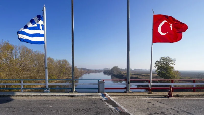 Ερώτηση βουλευτών του ΣΥΡΙΖΑ για τις επαναπροωθήσεις από τον Έβρο Τούρκων πολιτών