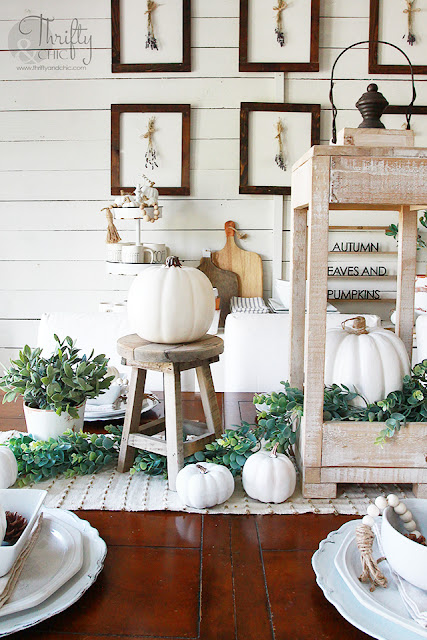 Farmhouse fall decor and decorating ideas. Neutral fall decor. White and green fall decor. How to decorate for fall. Decorate with me. Shiplap wall in dining room. Mismatched dining room chairs