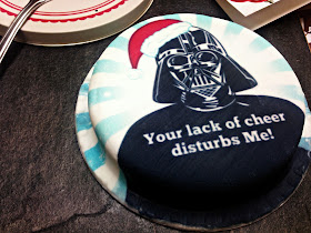 Star Wars Christmas Letterbox Cake