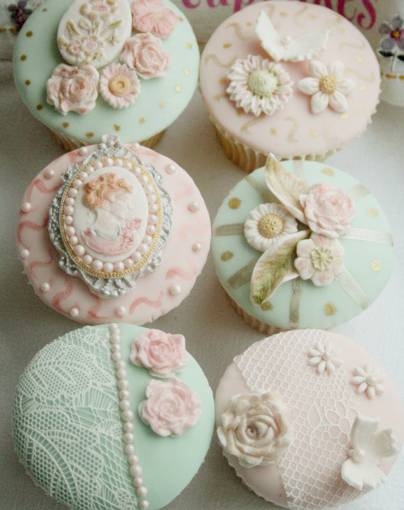 Cupcakes ) vintage cupcakes For daisy (Daisy's bridesmaids  Cupcakes ?