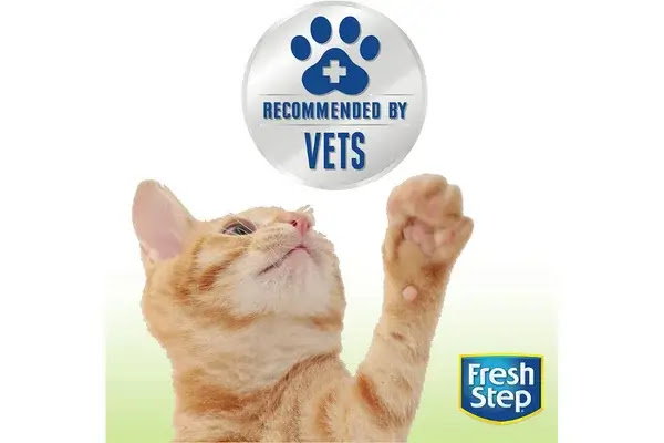 Fresh Step Simply Lightweight unscented clumping cat litter
