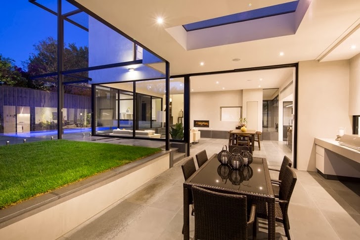 Terrace in Contemporary Style Home by Domoney Architecture