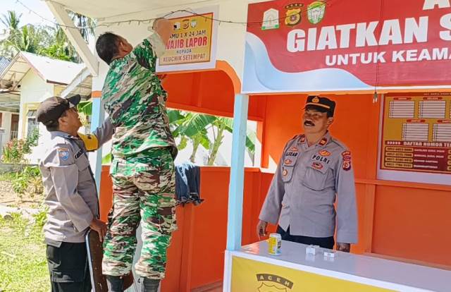TNI-Polri Bersinergi Bangun Pos Kamling di Darul Ihsan