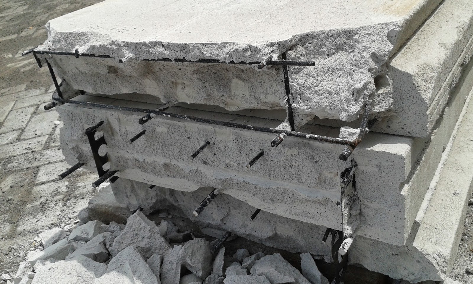 Jasa Pasang Panel  Lantai  CITICON  Cor dag beton instan 
