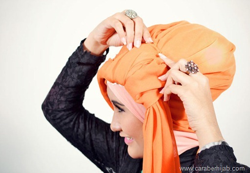 Cara Berhijab Segiempat model Turban (4)