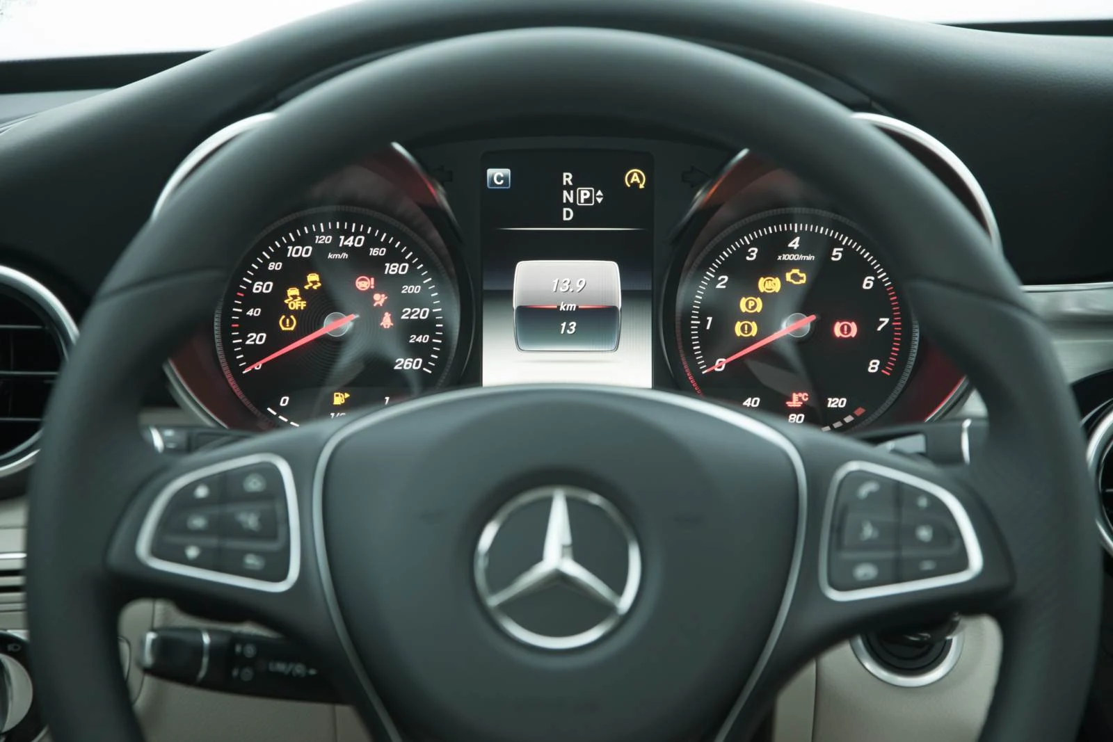 Mercedes-Benz C200 Avantgarde 2015