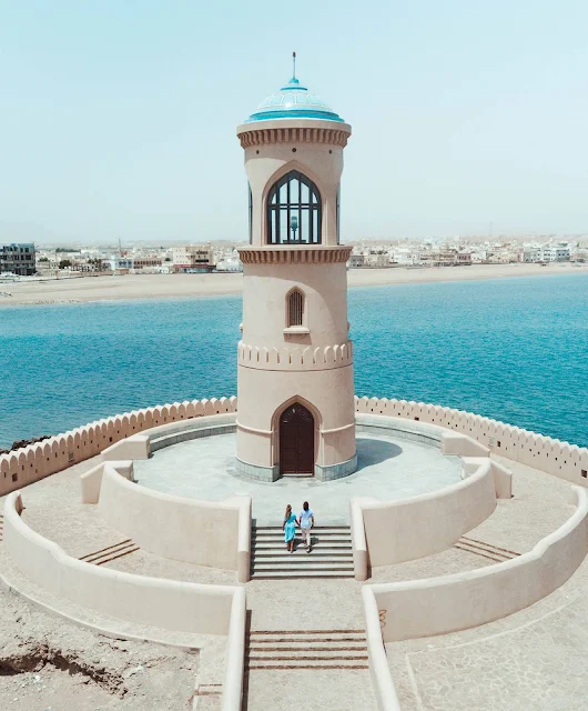 قم بزيارة صور مدينة في عمان