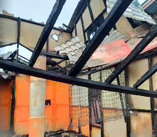 Diduga Akibat Korsleting Listrik, Dua Rumah di Landau Kumpang Tepuai Terbakar