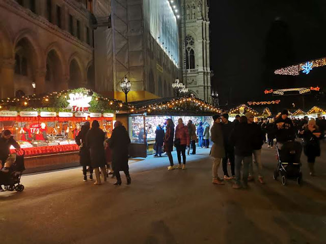 Wiedeń – nastrojowe jarmarki bożonarodzeniowe