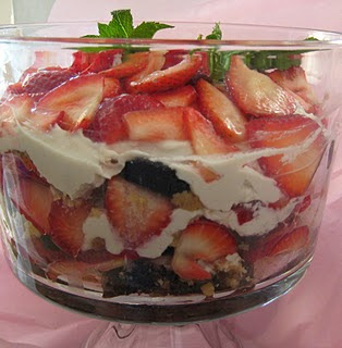 strawberry brownies dessert pic