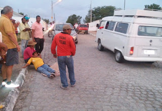 PIRANHAS - Gari sofre fratura exposta ao ser atropelada por motociclista 