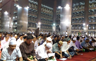 http://aang-zaeni.blogspot.com/2017/02/contoh-naskah-khutbah-jumat.html