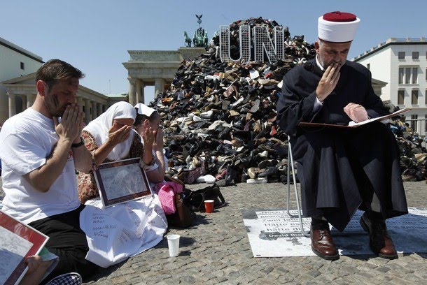 Srebrenica Genocide Blog: BERLIN, 11 JULY 2010: 15TH ...