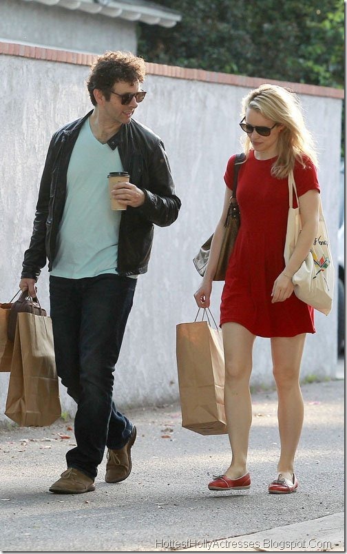 Rachel McAdams Hot in Red Short Dress 3