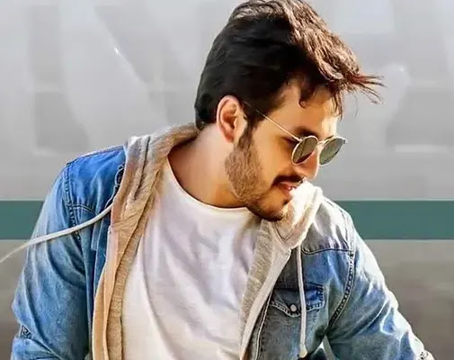 Akhil Akkineni Biography