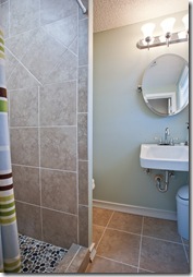 323 Rosetta_master bath
