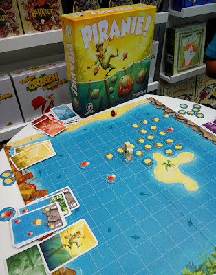 Piranha Pedro board game