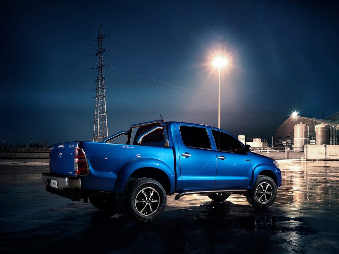 2014 Toyota Hilux Invincible