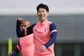 Son-Heung-min-손흥 민