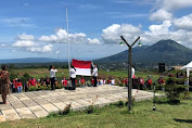 HUT 75 Tahun RI, WL Bersama Warga Upacara di Puncak Wawo