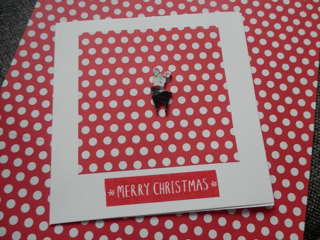 Kitsch retro deer Christmas crafts, a brooch, hair clips and cards DIY tutorials.  secondhandsusie.blogspot.co.uk