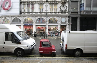 The World’s Smallest Car Seen On www.coolpicturegallery.net