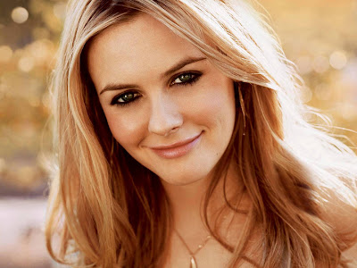 Alicia Silverstone Hairstyles Pictures, Long Hairstyle 2011, Hairstyle 2011, New Long Hairstyle 2011, Celebrity Long Hairstyles 2055
