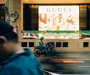 Gucci comenzará a aceptar pagos con criptomonedas en sus tiendas