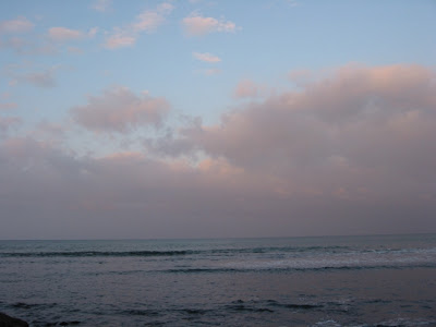 雨晴海岸から