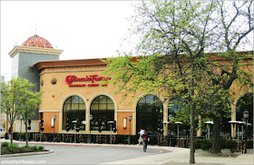 The Cheesecake Factory: Restaurantes Americanos