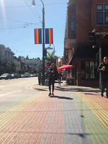 Balade à Castro Street cœur de la communauté gay de San Francisco