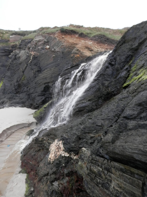 Spain, Cathedrals Beach   by E.V.Pita (2015)  http://evpita.blogspot.com/2015/11/spain-cathedrals-beach-playa-de-las.html   Playa de las Catedrales (Ribadeo)  por E.V.Pita (2015)   Praia das Catedrais (Ribadeo)