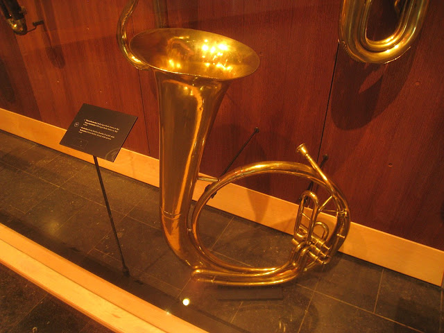 bombardon