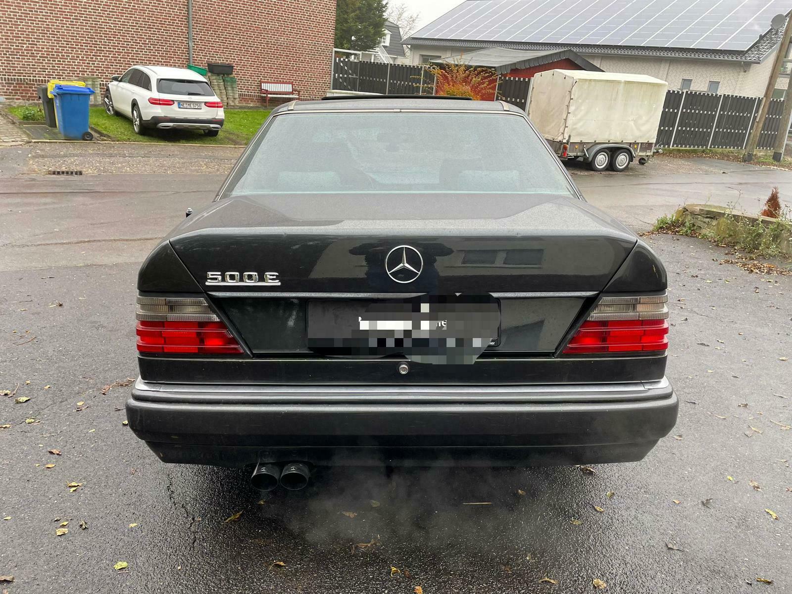 Mercedes-Benz W 124 500 E Heck