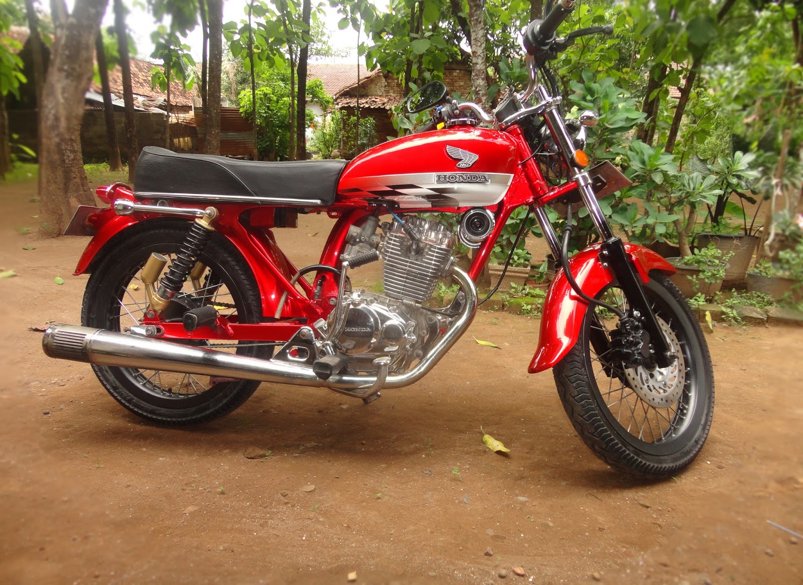 103 Modifikasi Motor Cb 100 Chopper Modifikasi Motor Honda CB Terbaru