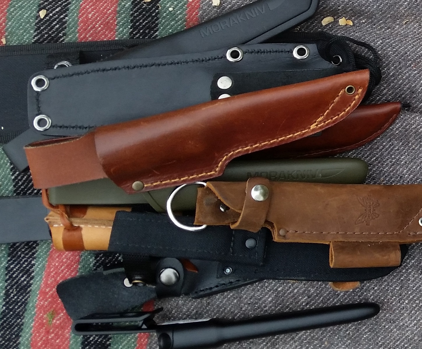 Knives - Tools & Art: How to Carry a Knife