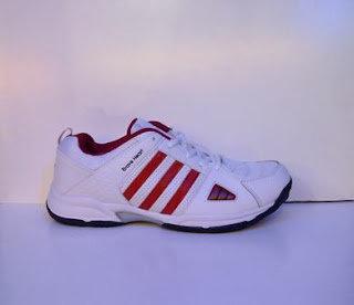 sepatu adidas tennis merah