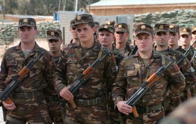 Το ποντίκι που βρυχάται.! ! Διαλύεται ο ανύπαρκτος αλβανικός στρατός – Από τους 6.000 οι 2.660 θέλουν να παραιτηθούν