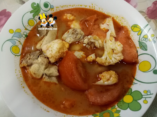 Campak - Campak Tomyam Ayam ~ Hi, Meed Di Sini!!