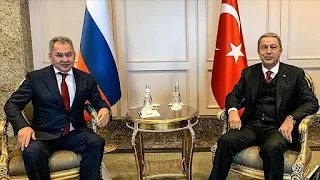 وزيرا دفاع تركيا وروسيا يبحثان التطورات في إدلب وليبيا